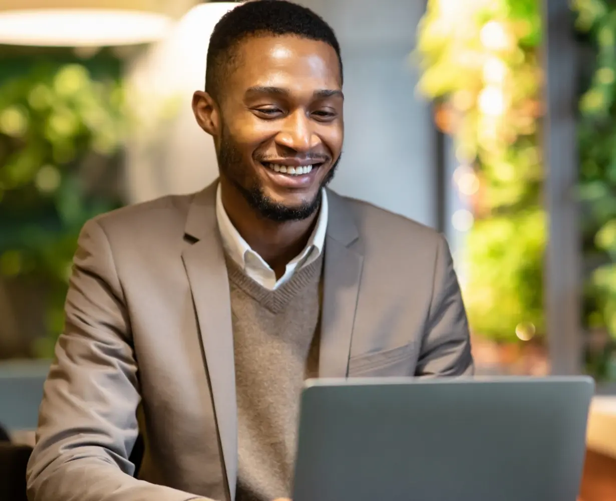 Pessoa no Computador